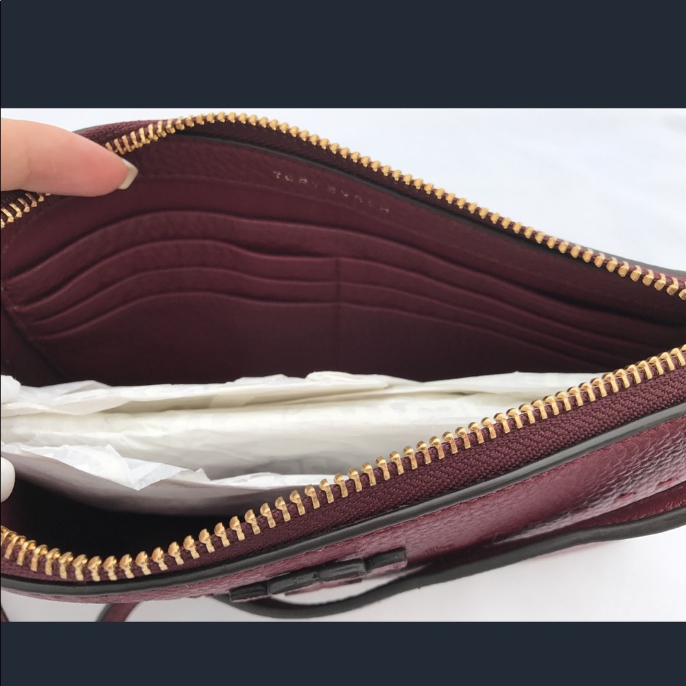 NWT Tory Burch McGraw Small Crossbody Burgundy - Picture 6 of 8